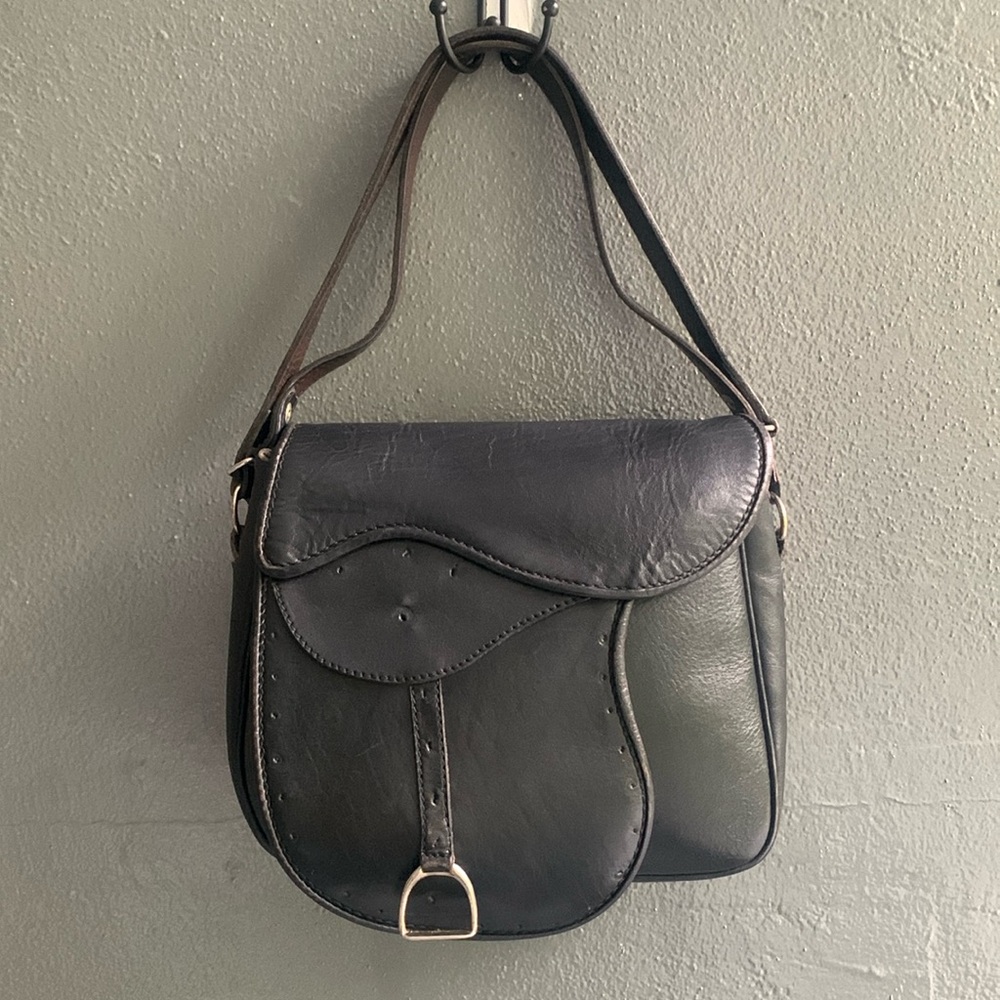 Classic Black Leather Saddle Shoulder Bag